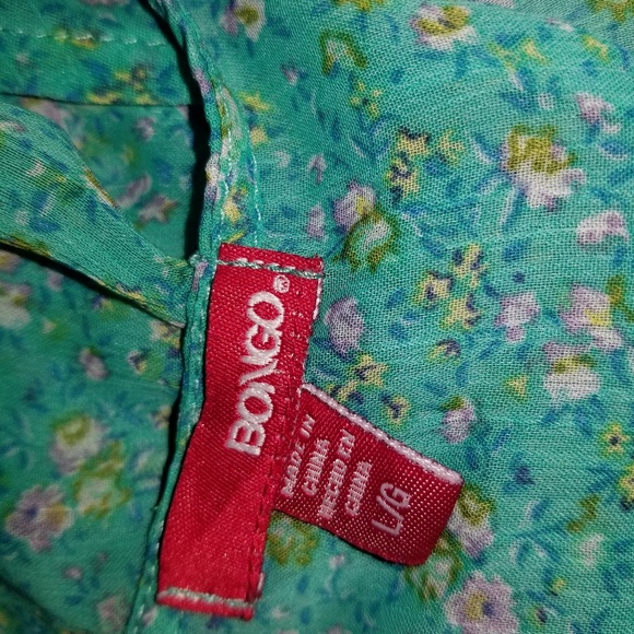 Tops - Picture 5 of 8